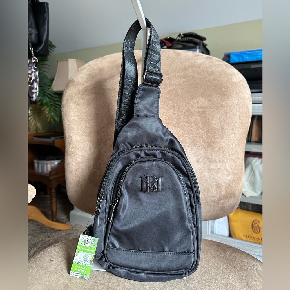 Badgley Mischka Fanny Pack or Crossbody Bag, Nylon Black, New w/ Tag